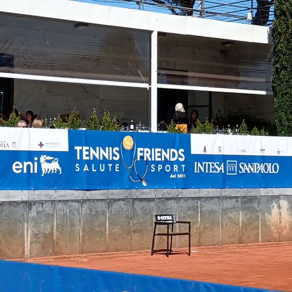 L'Associazione Sanitas et Cura ha partecipato all'evento TENNIS and FRIENDS, tenutosi il 13-14 ottobre al Foro Italico di Roma, dove erano presenti tutte le ASL e Aziende Ospedaliere di Roma e provincia.